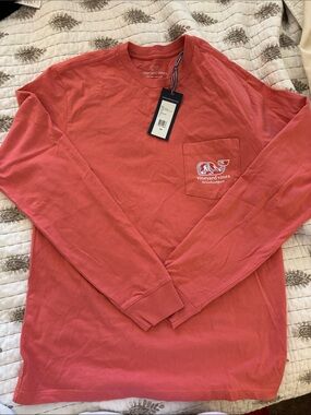 Vineyard Vines Men's Long-Sleeve Pocket Tee in Coral Pink